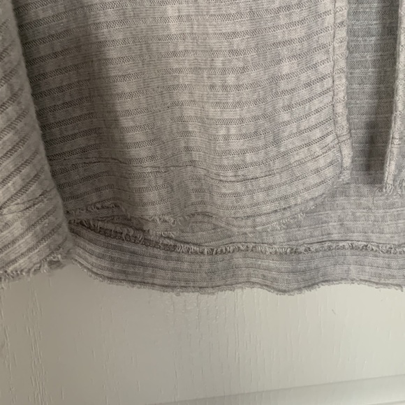 Free people top size small color gray - Picture 6 of 6